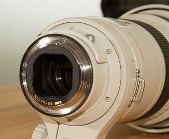 Canon EF 300 mm 2,8 L IS USM - s balením příslušenství - 4