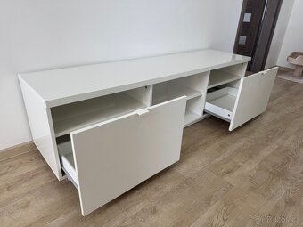 Komoda / skříňka pod televizi - 4