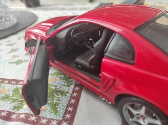Ford Mustang SVT Cobra R Maito - 4