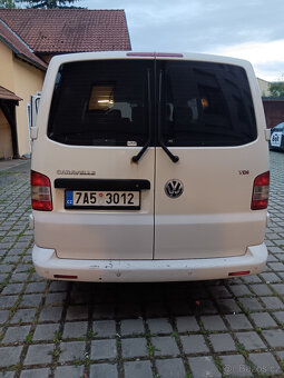 VW T5 Caravelle 2.5TDI - 4
