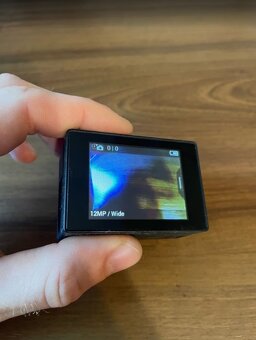 GoPro Hero 4 + příslušenství - 4