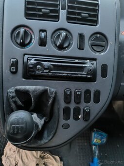 Mercedes Benz Vito - 4
