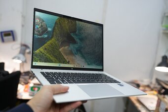 HP EliteBook 840 G10 Jako Nový - 4