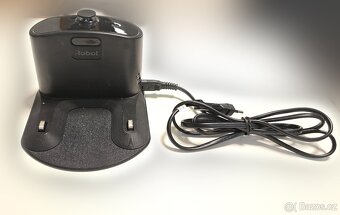 iRobot Roomba i7 – výborný stav + nová sada kartáčů a filtrů - 4