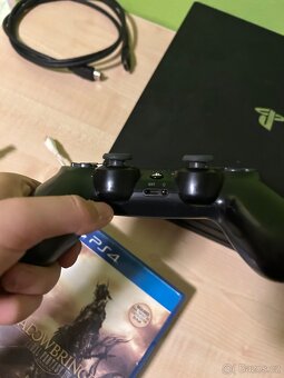 Ps4 pro na prodej cena uvedena v textu - 4