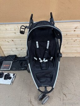 Autosedačka Cybex Q 0-13kg se základnou - 4