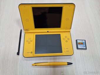 NINTENDTO DSi XL v top stavu ,nová baterie plno her - 4