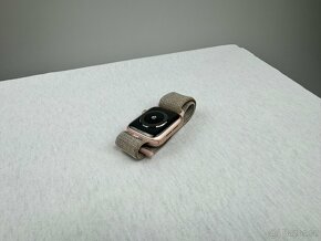 Apple Watch 4, 40mm - 4