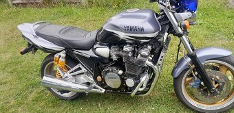 YAMAHA XJR 1300 - 4
