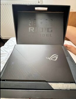 ASUS ROG Strix SCAR 17 G733ZX-KH067W Off Black - 4