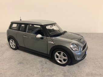 Mini Cooper S Clubman silver 1:18 Kyosho - 4