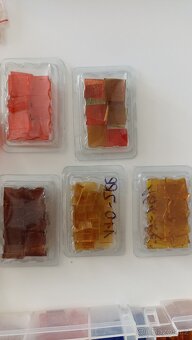 Materiál na skleněnou mozaiku - 4