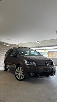 VW Touran Webasto 7mist Panorama DSG 125kw 160najeto - 4