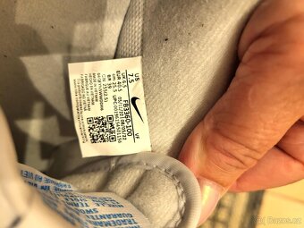 Nike juniorské velikost 40,5 3 x nošené - 4