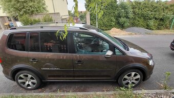 VW CrossTouran 2,0tdi - 4