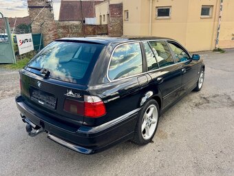 BMW Řada 5 e39 520i 125kW.Touring.Tažné. - 4