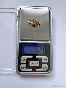 Dámský zlatý řetízek Singapur 1,34g - 4