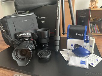 Prodám Panasonic Lumix S5 set s příslušenstvím - 4