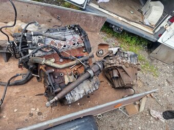 Motor a prevodovka ford 2.0tdci 103kw, pochází z Fordu s max - 4