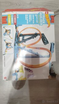 Hot Wheels - 4