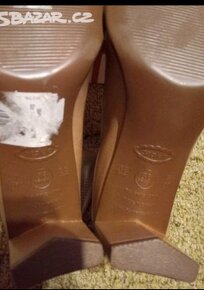 Prodám celoroční kotníčkové kozačky/boty Azaléia, 38 - 4