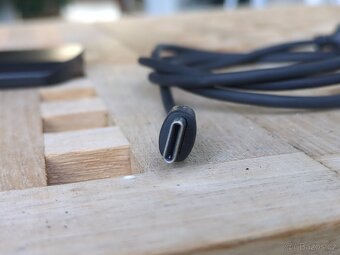 Bezdrátová nabíječka - 4