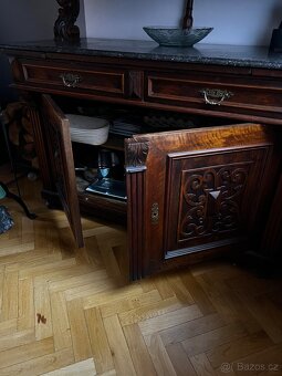 Starožitný příborník - 4