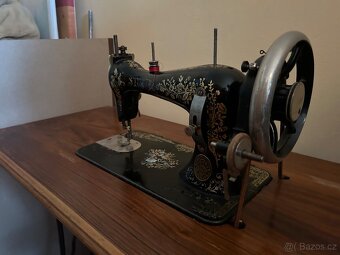 šicí stroj STOEWER - 4