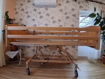 Polohovací zdravotní postel - 4