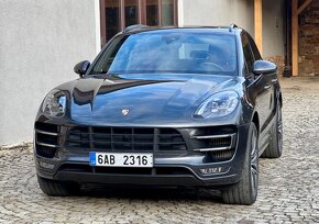 2016 Porsche Macan Turbo Performance - 4