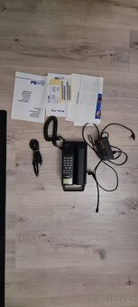 Přenosný mobil Nokia 720 s návodem krabici - 4