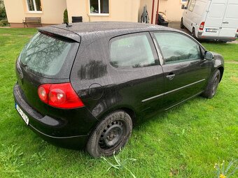 Volkswagen Golf V 2005 1.4 - 4