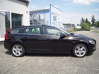 Volvo V60 2,4 D6 PHEV Luxusní vůz - 4