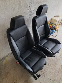 Sedačky z Bmw e87 130i - 4