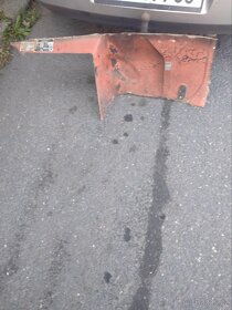 Skoda 110R číslo kar. plech štítky - 4