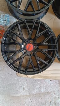 R18 5x114,3 mm ALU disky čierne MAM - 4