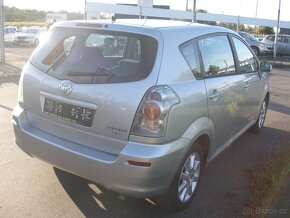 TOYOTA COROLLA VERSO,1.8,95KW,BENZÍN,BEZ KOROZE,SERVISKA - 4