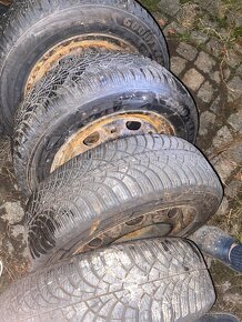 Zimní pneu GoodYear 185/60r14 s disky - 4