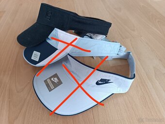 Nové kšilty a kšiltovky Nike - 4