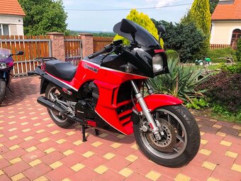 Suzuki GSXR 750, Kawasaki ZXR 400, GPZ 750R - 4