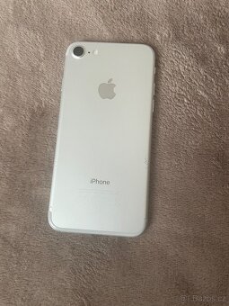 iPhone 7 - 4