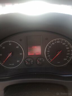 Volkswagen Golf - 4