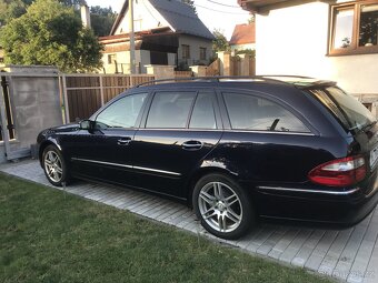 Prodám Mercedes E-320 4 matic elegance - 4
