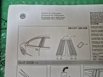 dekorační polep B sloupků dveří carbon design VW Golf VI od - 4