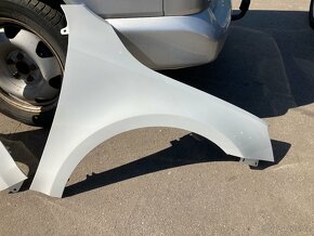levy pravy blatnik Octavia 3 rok 2017-2020 LS9R moon withe - 4