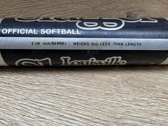 Softballová pálka Louisville Slugger 33" - 4