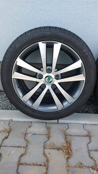 Alu kola 5x112 r17 CYGNUS originál Škoda Octavia II - 4