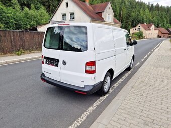 VW TRANSPORTER T5, 2.0 TDi, 169 tis. km, plný servis - 4