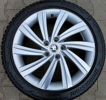Originál sada disků Škoda Octavia IV RS 5x112 R18 Perseus - 4