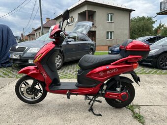 Elektroskútr Racceway E-Moped 70 km/h Nejlepší tuning 5,2kW. - 4